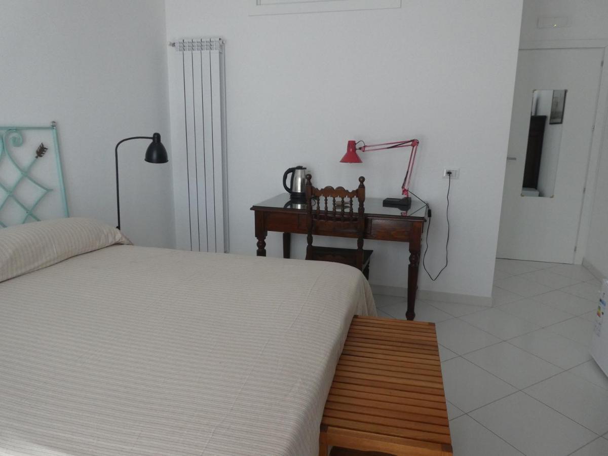 Bed and Breakfast SoggiorniSorrent Exterior foto