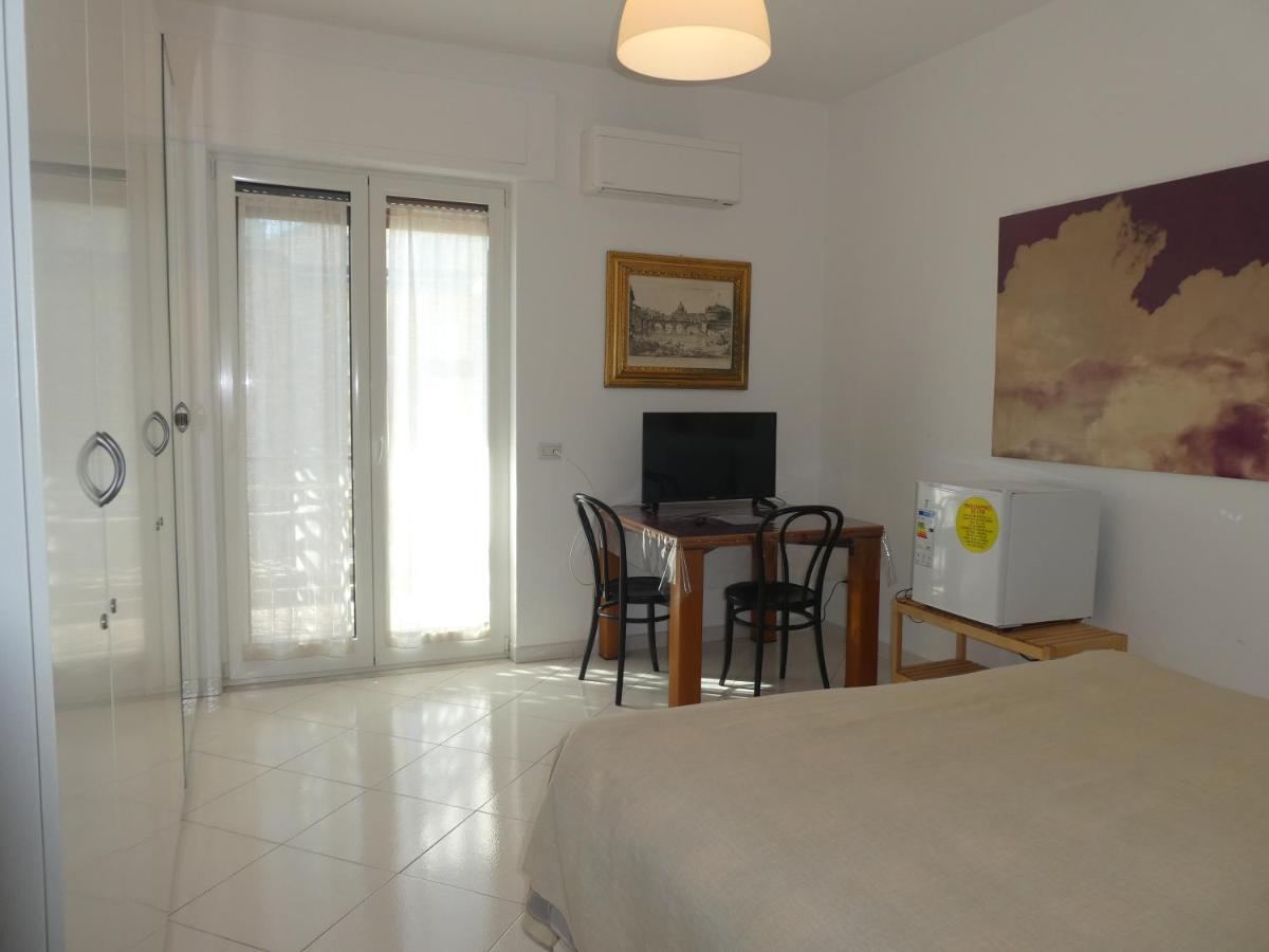 Bed and Breakfast SoggiorniSorrent Exterior foto